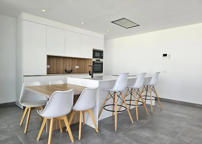 فيلة Aux De Mick