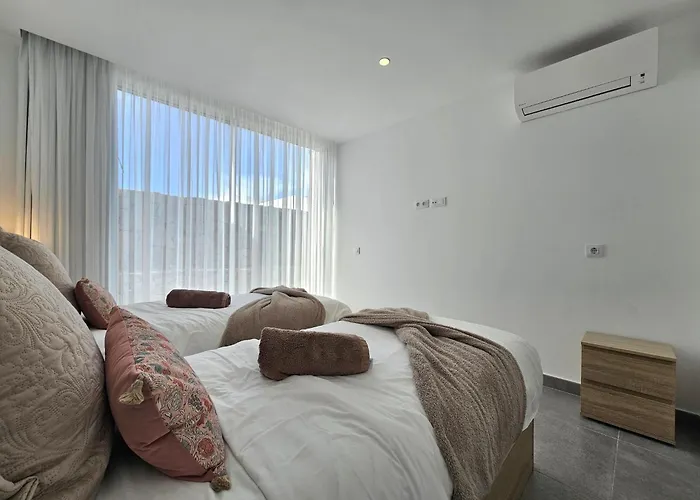 Aux De Mick * كالاو سالفاجي