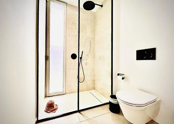 Aux De Mick فيلة